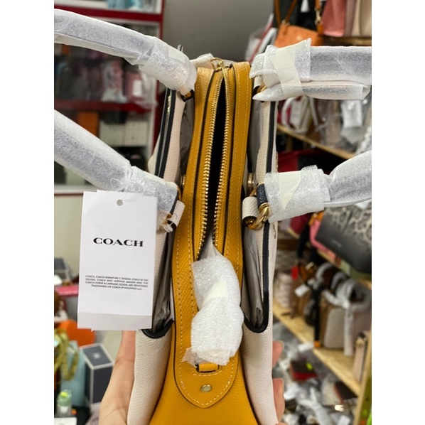 Túi Coach auth sale