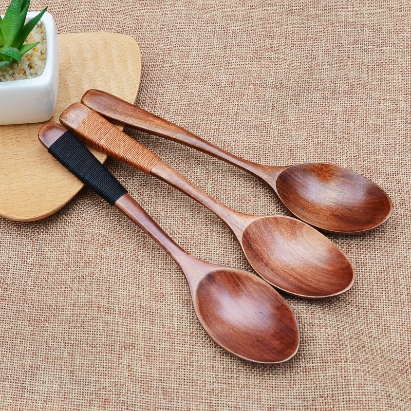 Vá xới cơm bằng gỗ phong cách Hàn Quốc