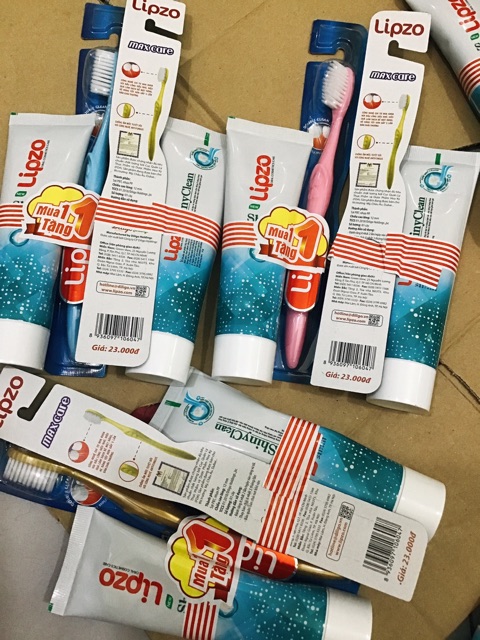 Combo bàn chải lipzo maxcare tặng KĐR 95g