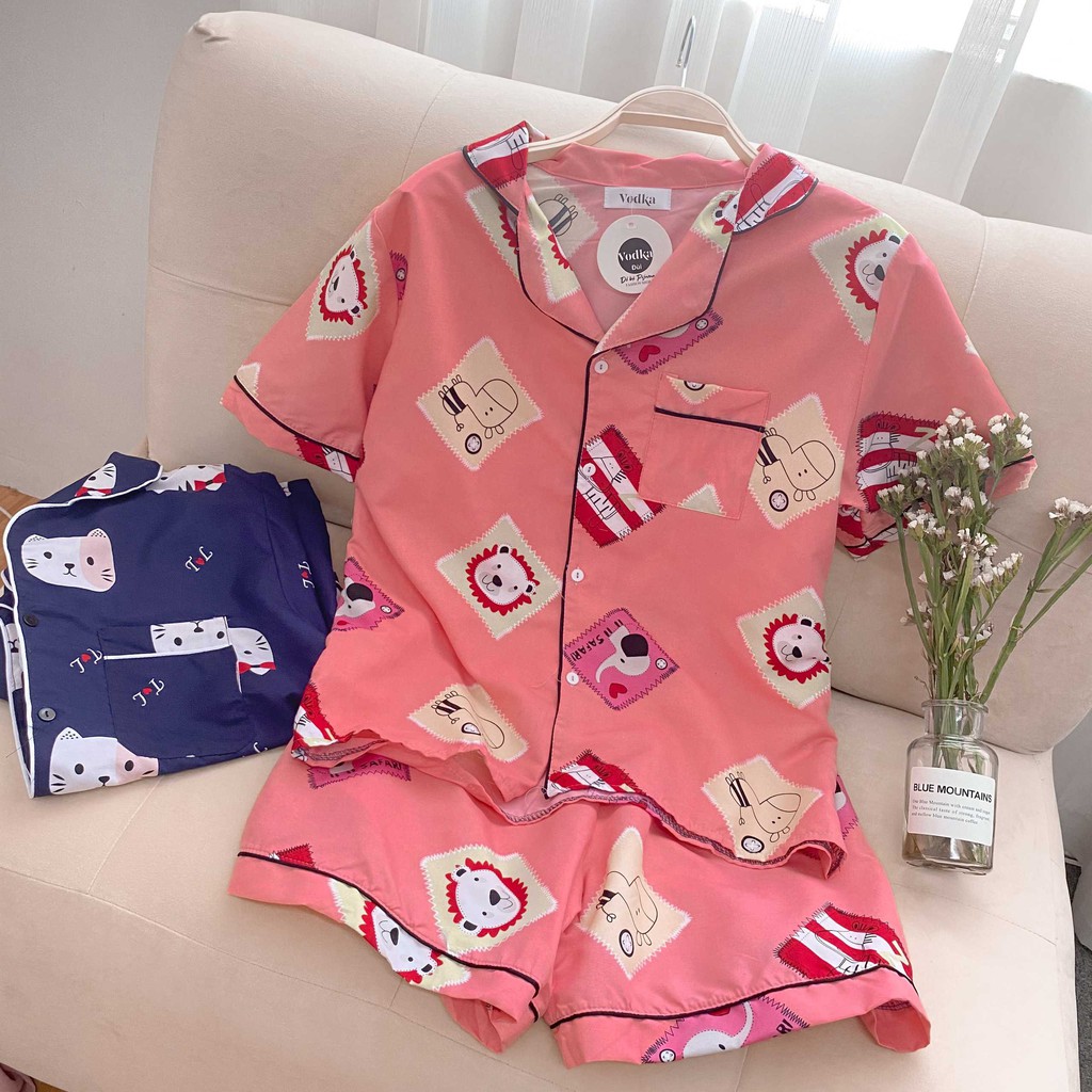 Bộ pijama nữ Fmstyle Saigon cộc tay chất liệu vải kate Thái 21DB06EP0901-21DB08EP1201 - 21DB12EP0401 | BigBuy360 - bigbuy360.vn