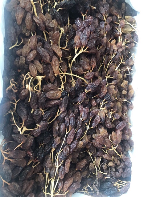 Nho khô nguyên cành lớn