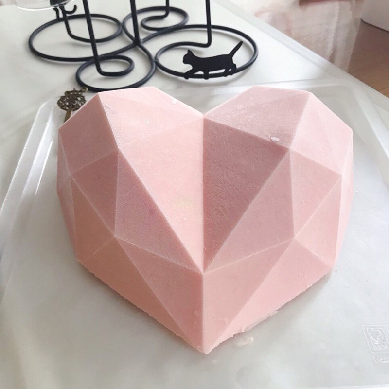 Khuôn silicon 3D hình tim lớn 22.6*19.5*5.5cm