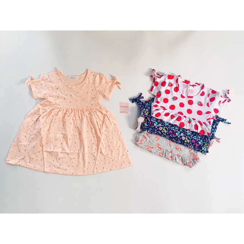 Váy thắt nơ bé gái