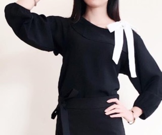 áo sơ mi lệch vai thắt nơ