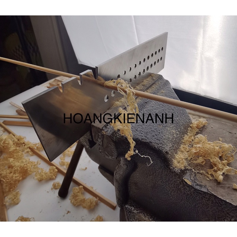 Khuôn 26 lỗ vót nan lồng chim thép gió HSS - 63HRC