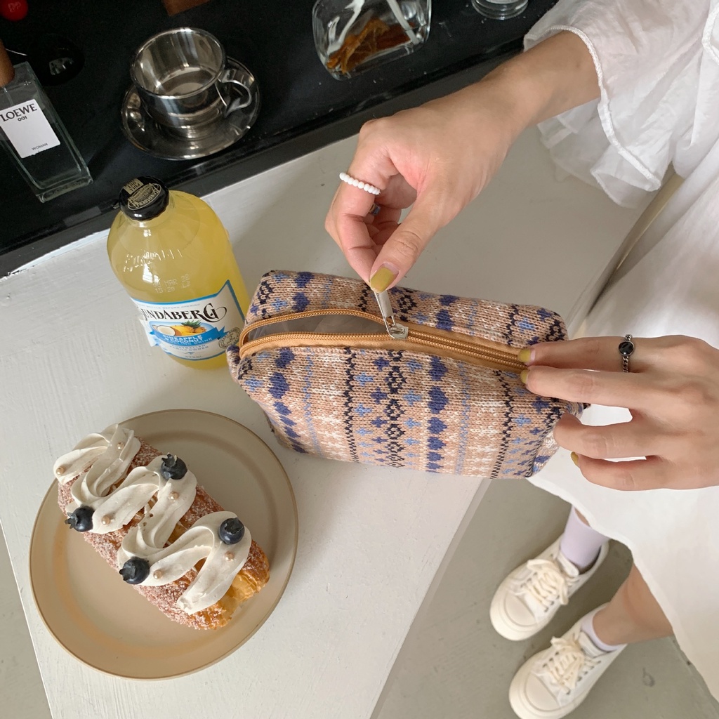 Hộp bút vải nhung thổ cẩm to nhiều ngăn đa năng cute để vừa máy tính, đồ mỹ phẩm cá nhân