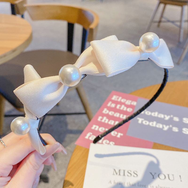 Băng đô cài tóc đính ngọc trai thanh lịch