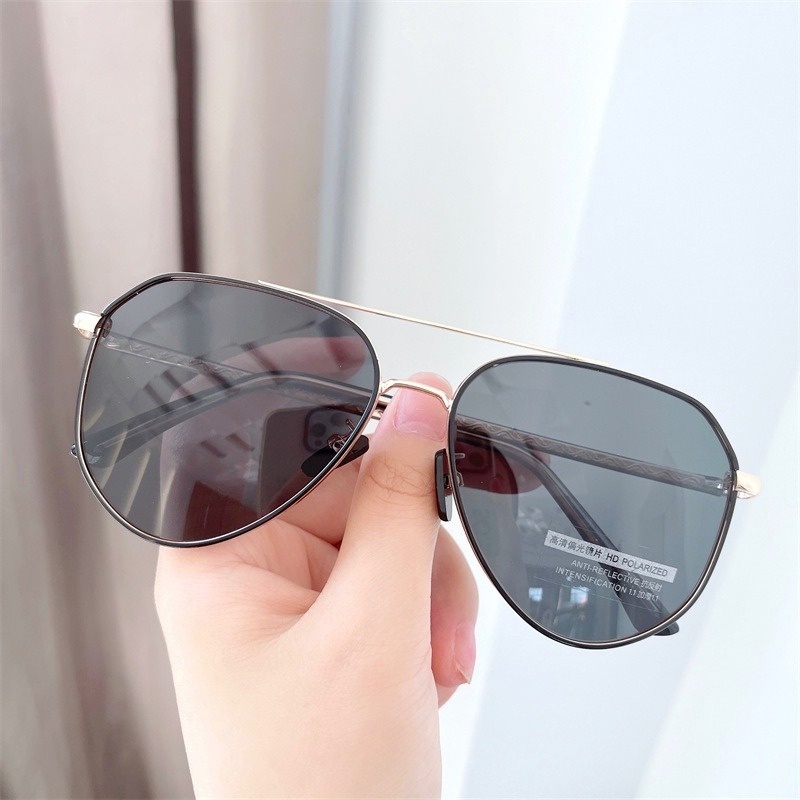 Kính Mát Gọng Kim Loại Chống Tia UV Phong Cách Cổ Điển Thời Trang Cho Nam