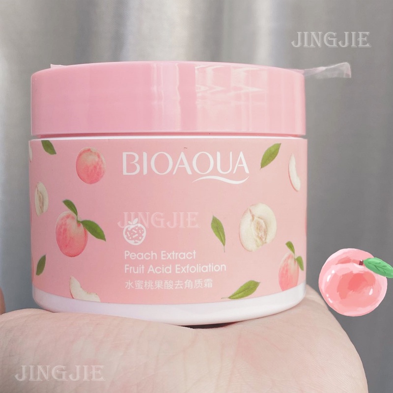 Kem tẩy tế bào chết BIOAQUA chiết xuất từ trái đào/đào giúp dưỡng ẩm và cải thiện tình trạng khô da