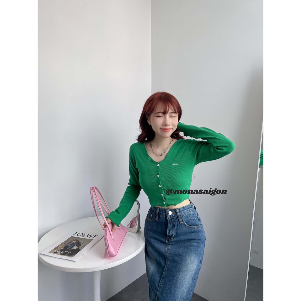 MONÁ - Áo cardigan nút trái tim thêu chữ - VIVI CARDIGAN