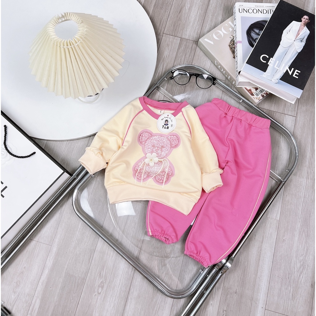 SÉT BỘ THÊU GẤU  BÉ GÁI DỄ THƯƠNG ĐỈNH THU ĐÔNG DÌA TAY 8/20KG