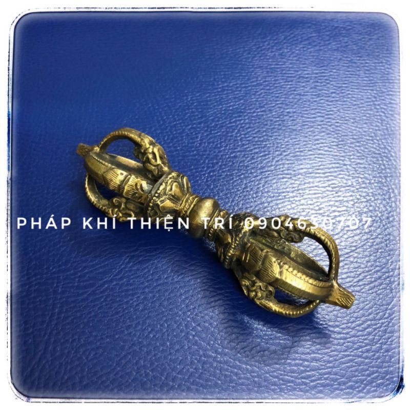 Chày kim cang , chất liệu đồng , nhiều kiểu loại ,họa tiết đặc trưng Mật tông Phật Giáo