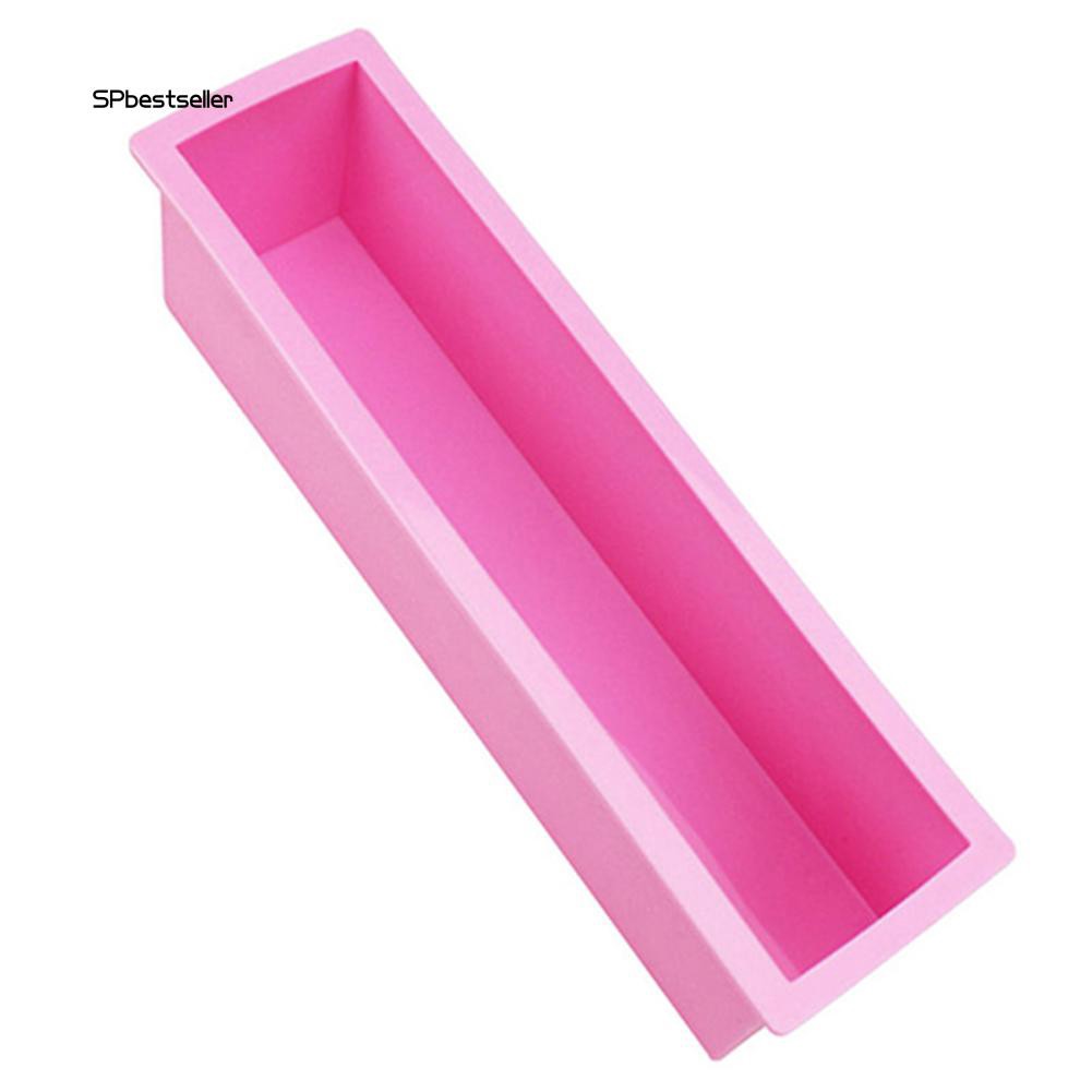 Khuôn làm bánh hình chữ nhật bằng silicon