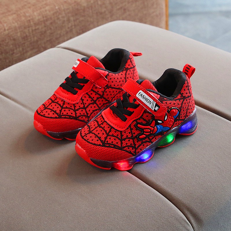 Giày sneaker người nhện có đèn led cho bé