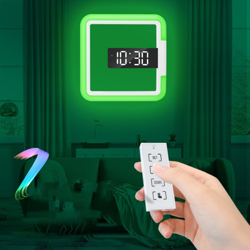 Đồng Hồ Treo Tường Tráng Gương Có Đèn Led Nhiều Màu Sắc Sáng Tạo
