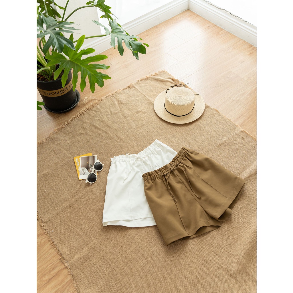 Quần short ngắn nữ cạp nhún MADELEN