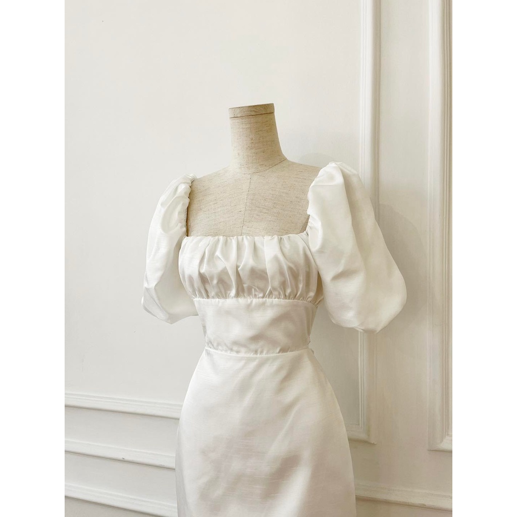 Đầm tay phồng chéo lưng