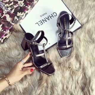 Sandal chiến binh