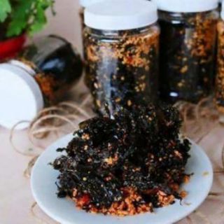 Rong biển cháy tỏi ớt