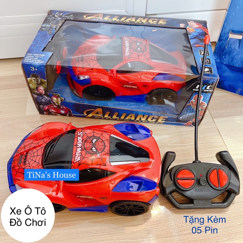 Đồ chơi xe ô tô điều khiển từ xa 4 chiều dùng pin có đèn nhấp nháy, xe địa hình cho bé trai - TiNa’s House