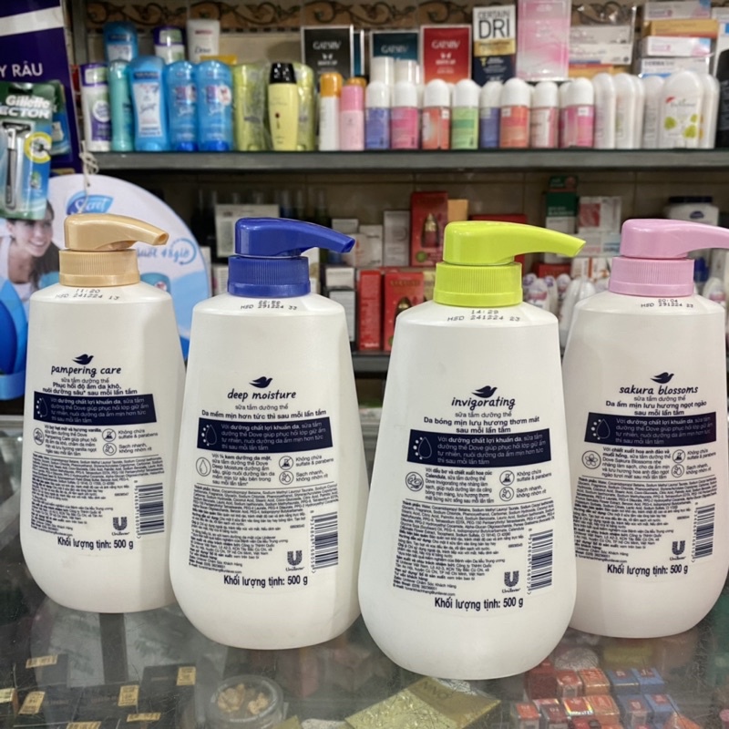 Sữa Tắm Dưỡng Thể Dove Chăm Da Mềm Mịn Tức Thì Với Dưỡng Chất Lợi Khuẩn Da 500g