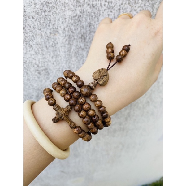 Chuỗi Vòng Trầm Hương Tốc Mix Charm Thánh Giá và Mẹ Maria