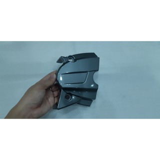 Nắp che nhông trước Sirius - Jupiter