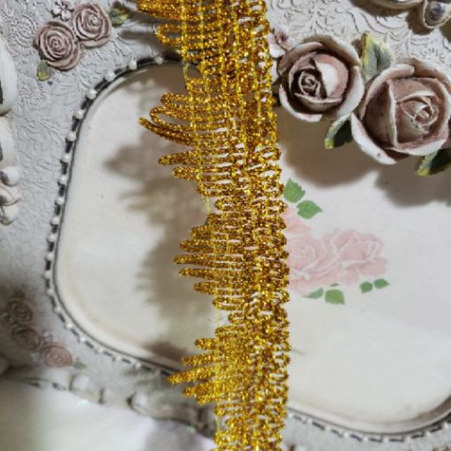 Ruy băng sóng màu vàng nhũ