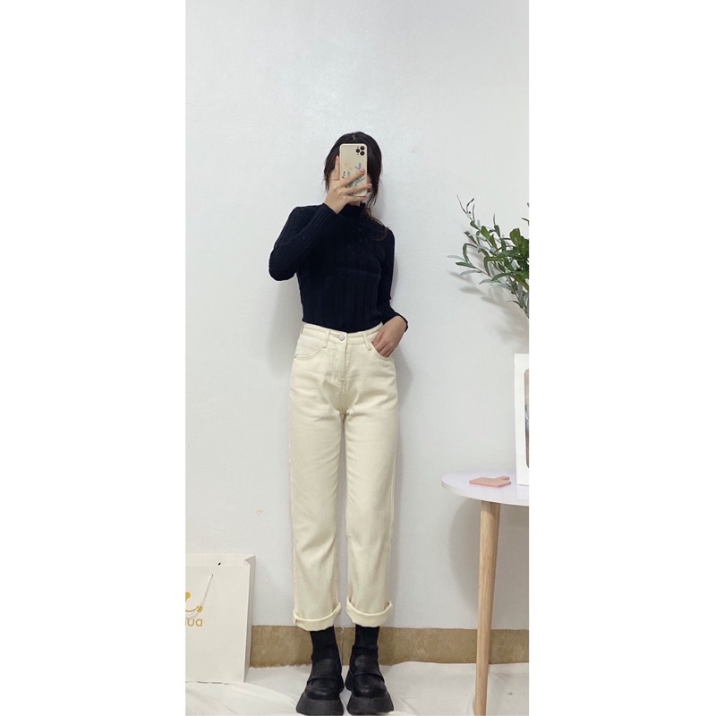 Quần kaki dáng baggy lưng cao