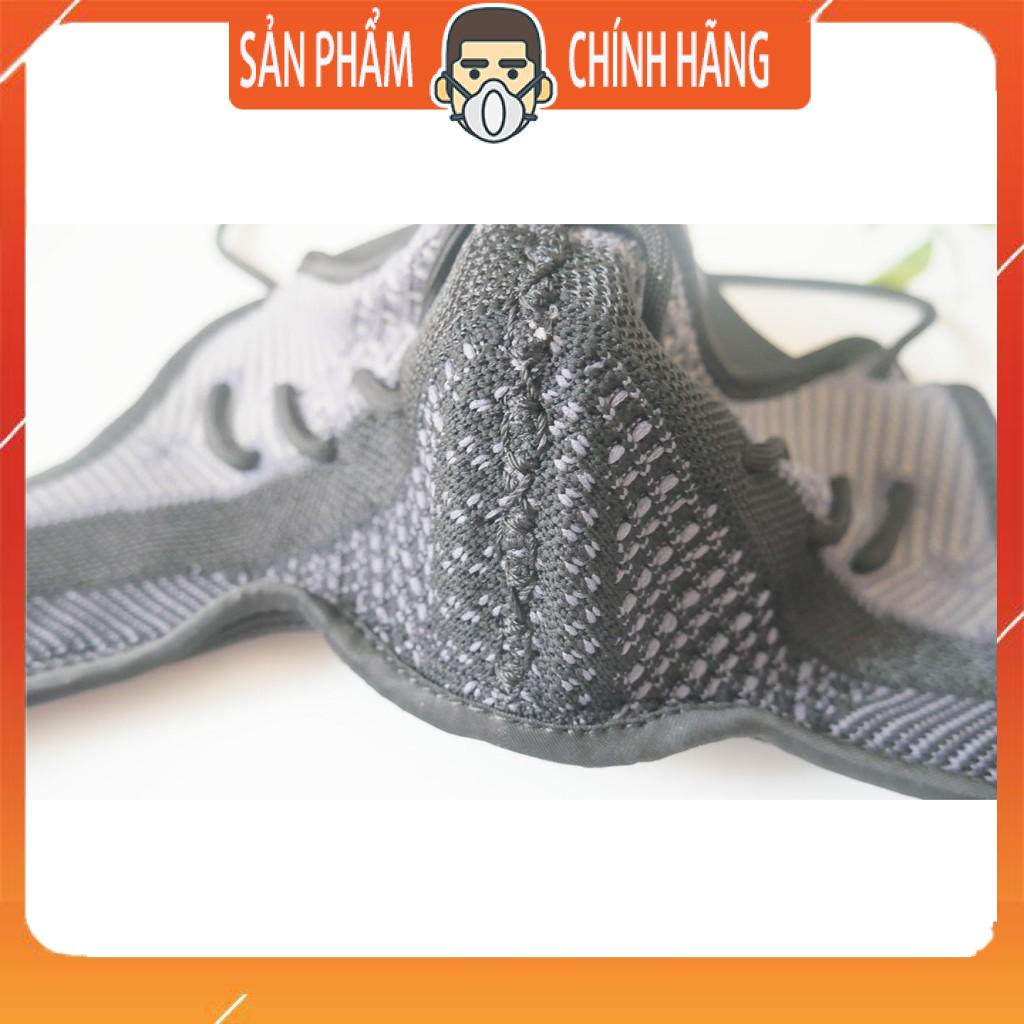 Khẩu Trang Giày Yezzy cao cấp - Black and Grey