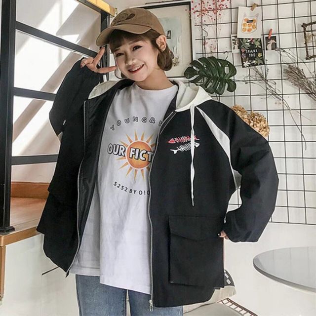 [Mã WASTMAY giảm 15% tối đa 30K đơn 150K] Áo khoác kaki in xương cá cute, form rộng | BigBuy360 - bigbuy360.vn