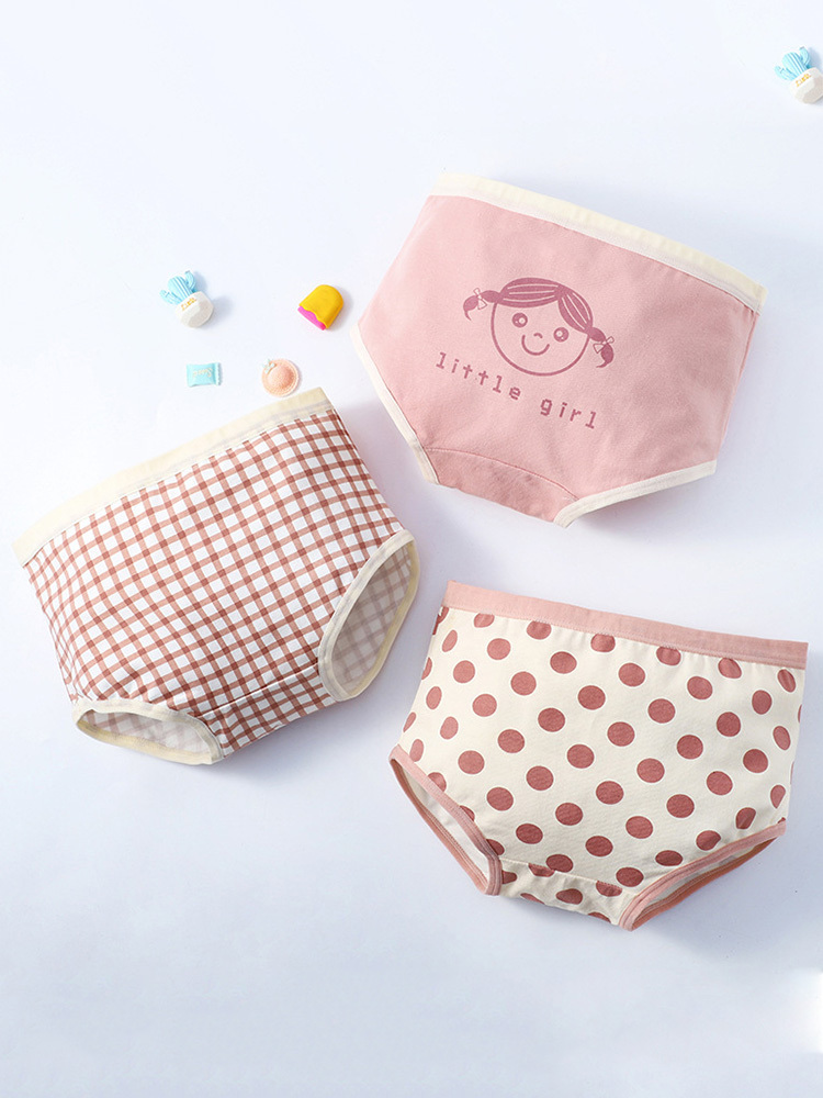 Bộ 3 Quần Lót Cotton In Họa Tiết Dễ Thương Cho Bé