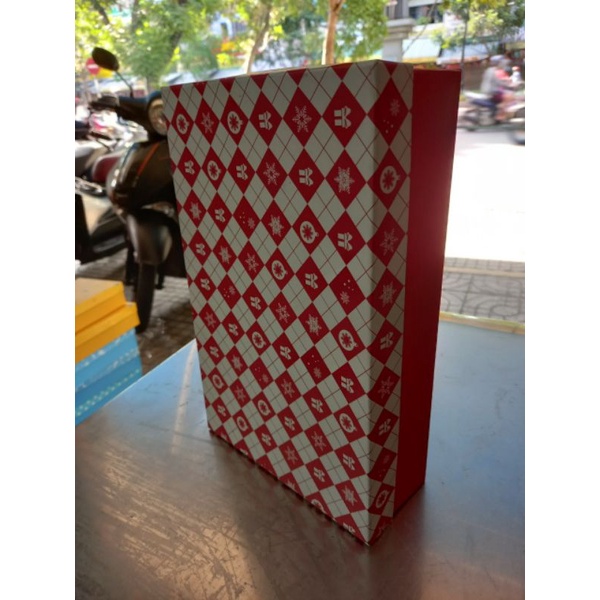 Lốc 5 hộp quà đẹp size 18x28x7cm