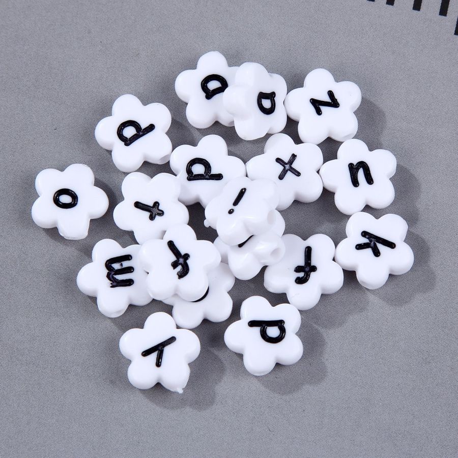 Bộ 100 hạt nhựa Acrylic hình hoa xỏ vòng tay thủ công