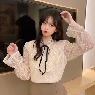Áo kiểu ren cổ tàu thắt nơ