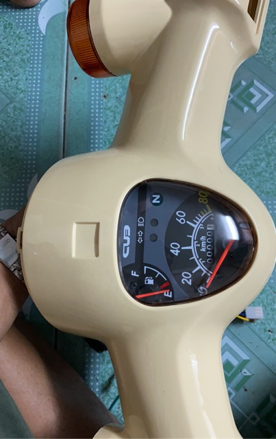 Đồng hồ cúp 50
