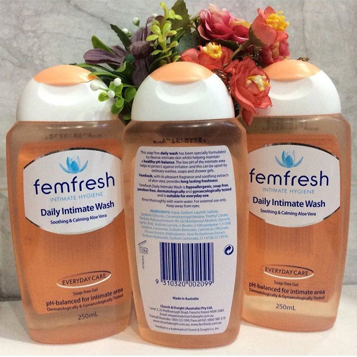 DUNG DỊCH VỆ SINH PHỤ NỮ FEMFRESH DAILY INTIMATE WASH 250ML