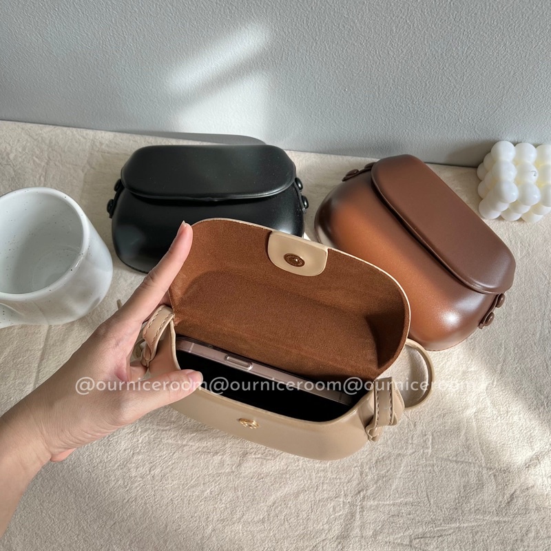 [CÓ SẴN 4 MÀU] Ảnh thật TÚI ĐEO CHÉO MINI HÌNH YÊN NGỰA MÀU ĐỎ PHONG CÁCH RETRO HÀN QUỐC 21072203