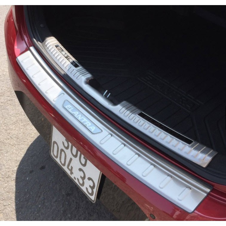 Nẹp cốp xe, chống trầy cốp xe Elantra 2019 2020 2021 mẫu Inox