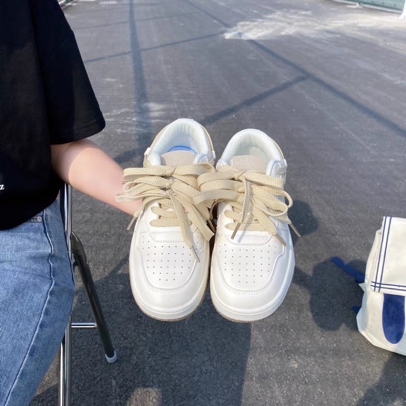 Giày nội địa Trung