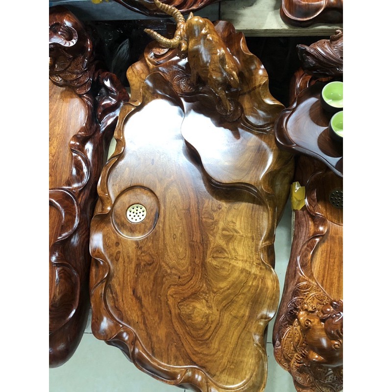 Khay bò tót gỗ hương