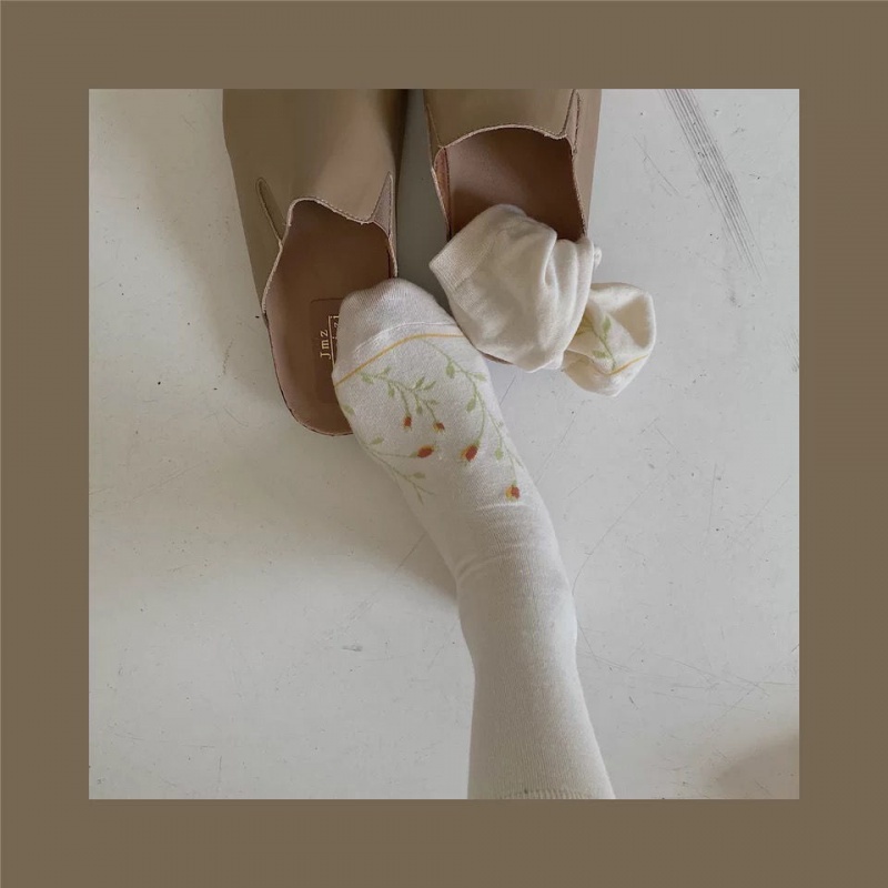 Vớ Trung Bình Họa Tiết Hoa Phong Cách Harajuku Nhật Bản Cho Nữ