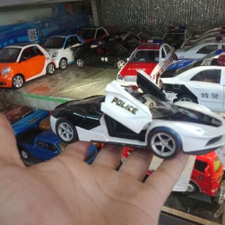 Xe  mô  hình cảnh sát