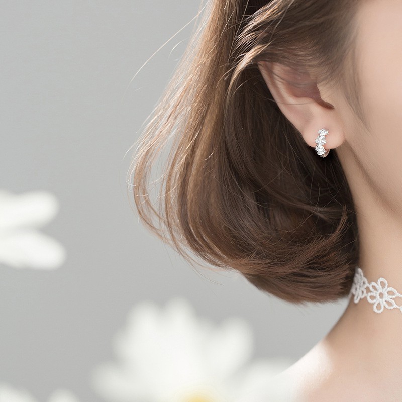 Khuyên tai bạc Ý s925 3 bồng hoa hồng trắng siêu đẹp G6744 - AROCH Jewelry