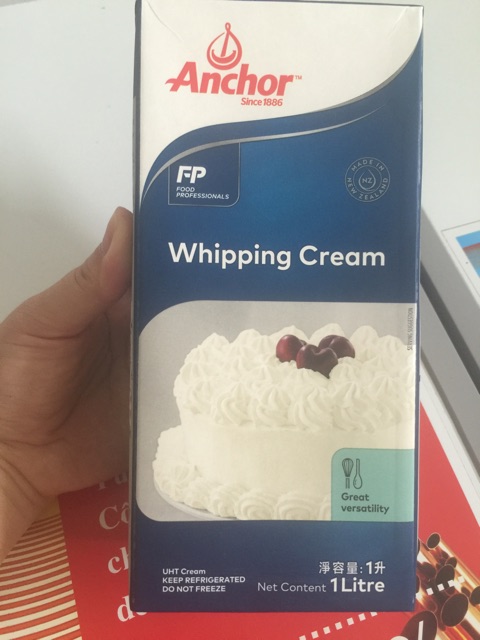 Kem tươi Whipping Cream Anchor Hộp 1L