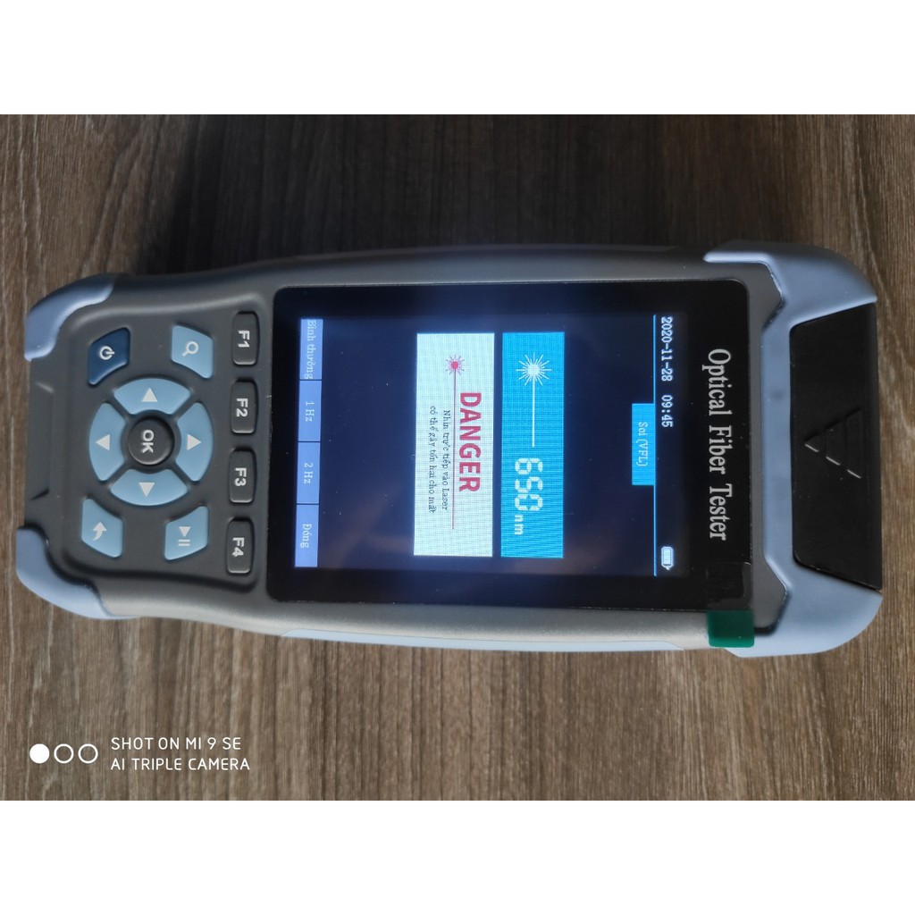 OTDR  3200S  Tiếng Việt Với 9 Chức Năng Trong 1 Khoảng Cách Đo OTDR 6m Đến 64km