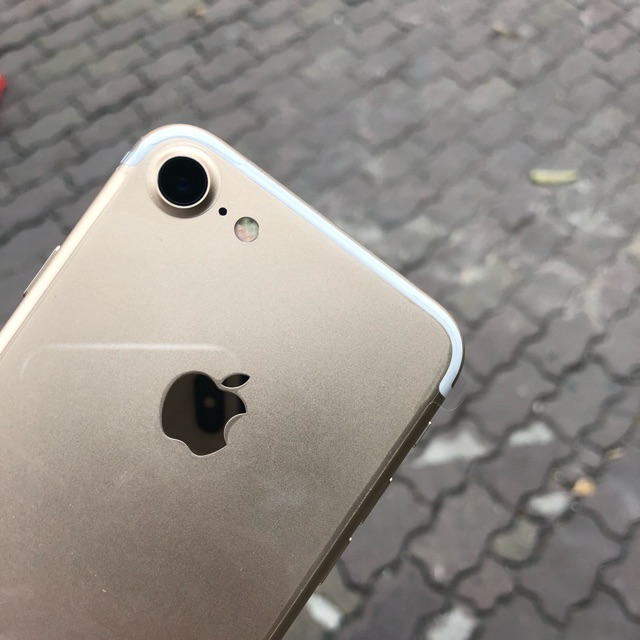 Điện thoại iPhone 7 32G Gold