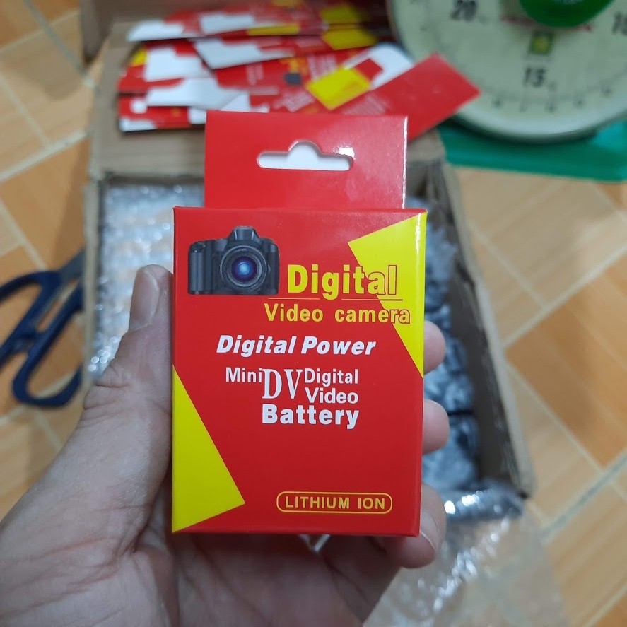 Pin LP-E8 1500mah dùng cho máy ảnh canon 550D 600D 650D 700D X4 X5 dung lượng cao