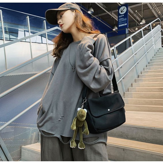 TÚI TOTE ĐEO CHÉO UNISEX NAM NỮ - VẢI DỆT CANVAS [ CÓ TÚI CON] MÀU BE - ĐEN - PHONG CÁCH ULZZANG | BigBuy360 - bigbuy360.vn