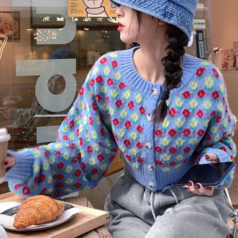 Áo khoác len cardigan họa tiết hoa ngọt ngào